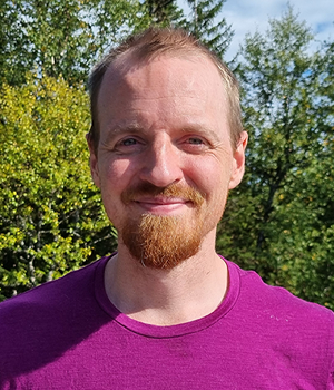 Porträttbild av en man.